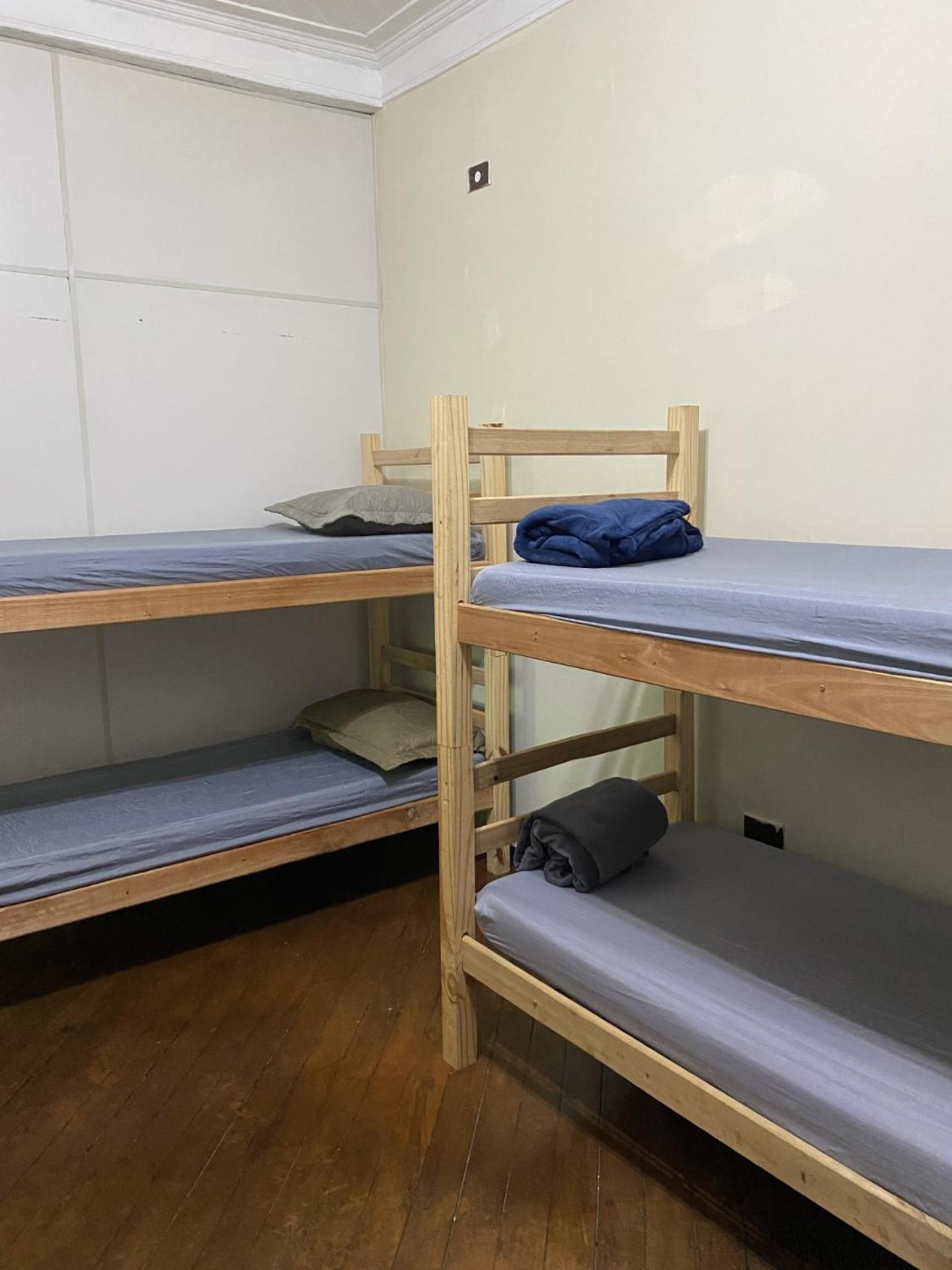 Hostel Da Vila 013 Сантос Екстериор снимка